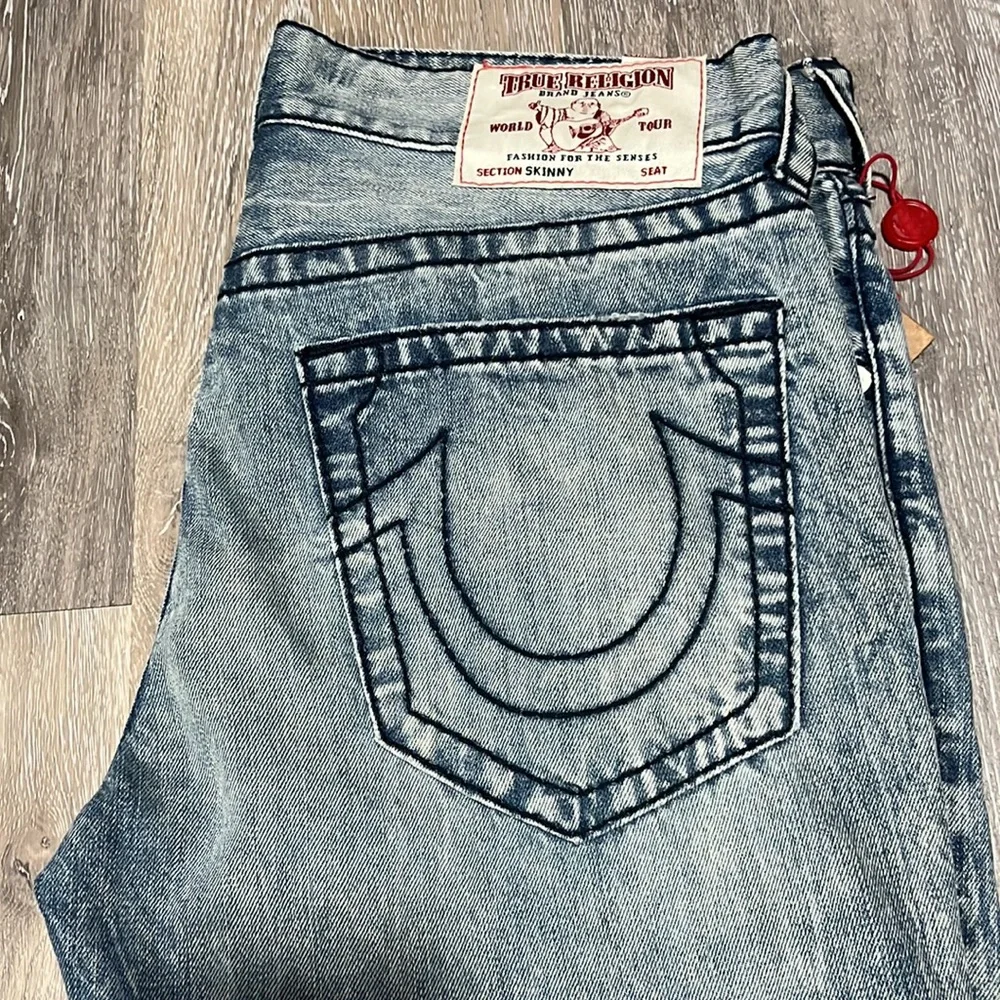 True Religion Mens new with tags jean waist 33
